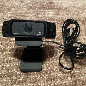 Logitech 1080 HD web camera